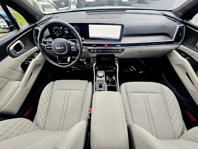 Used 2025 Kia Sorento SX Prestige AWD/4WD image 30