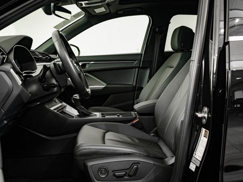 Certified 2024 Audi Q3 2.0T Premium w/ Convenience Package image 23