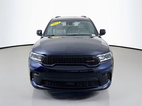 Used 2024 Dodge Durango GT image 2