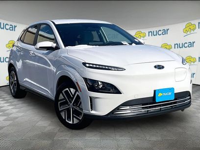 Used 2023 Hyundai Kona SE w/ Cargo Package