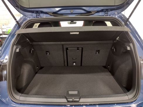 New 2025 Volkswagen GTI SE image 16