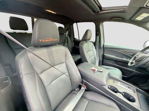 Used 2025 Honda Ridgeline TrailSport image 29