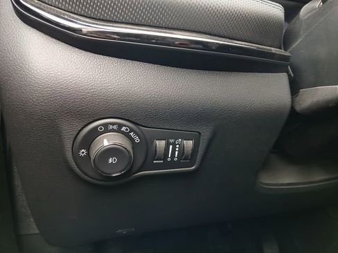 New 2026 Jeep Compass Limited image 26