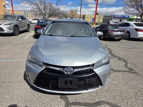 Used 2015 Toyota Camry XSE image 4