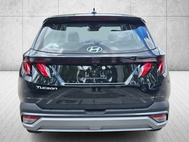 Used 2026 Hyundai Tucson SE FWD image 3