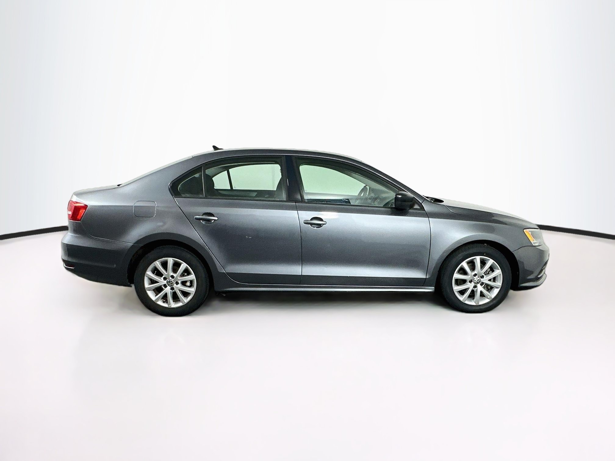 Used 2015 Volkswagen Jetta SE FWD image 10