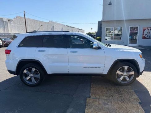 Used 2015 Jeep Grand Cherokee Limited w/ Luxury Group II RWD image 2