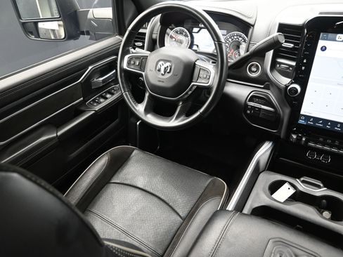 Used 2023 RAM 2500 Laramie w/ Night Edition image 24