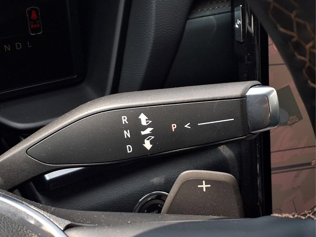 New 2026 GMC Terrain AT4 w/ LPO, Black Badging Package AWD/4WD image 22
