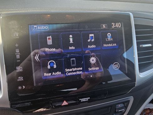 Used 2017 Honda Pilot EX-L image 8
