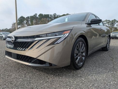 New 2026 Nissan Sentra SL w/ Floor Mat Package image 8