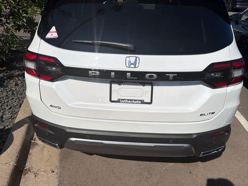 Used 2026 Honda Pilot Elite image 7