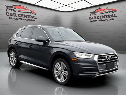 Used 2018 Audi Q5 Prestige w/ Prestige Package image 7