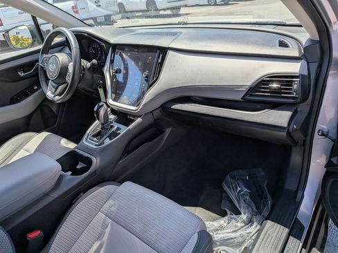 Used 2024 Subaru Outback Premium AWD/4WD image 30