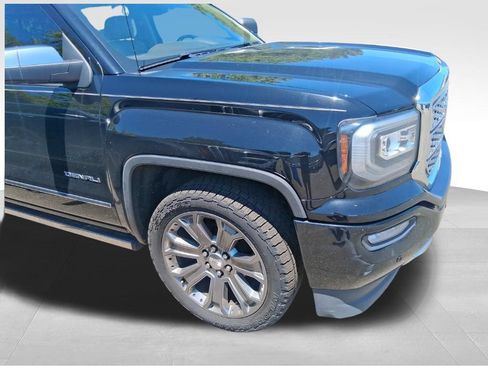 Used 2016 GMC Sierra 1500 Denali w/ Denali Ultimate Package AWD/4WD image 3