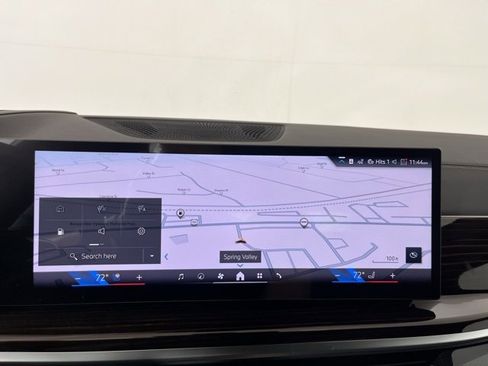 New 2026 BMW X7 xDrive40i w/ Premium Package image 16