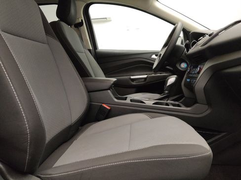 Used 2018 Ford Escape SE FWD image 21