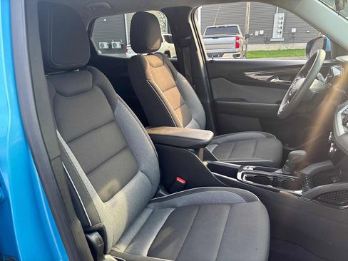 Used 2025 Chevrolet TrailBlazer LT AWD/4WD image 26