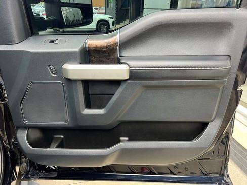 Used 2022 Ford F250 Lariat w/ Lariat Value Package image 27