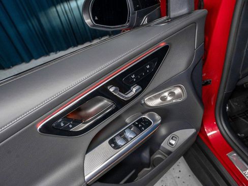 New 2025 Mercedes-Benz GLC 300 image 12