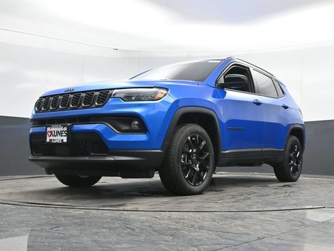 New 2026 Jeep Compass Latitude AWD/4WD image 49