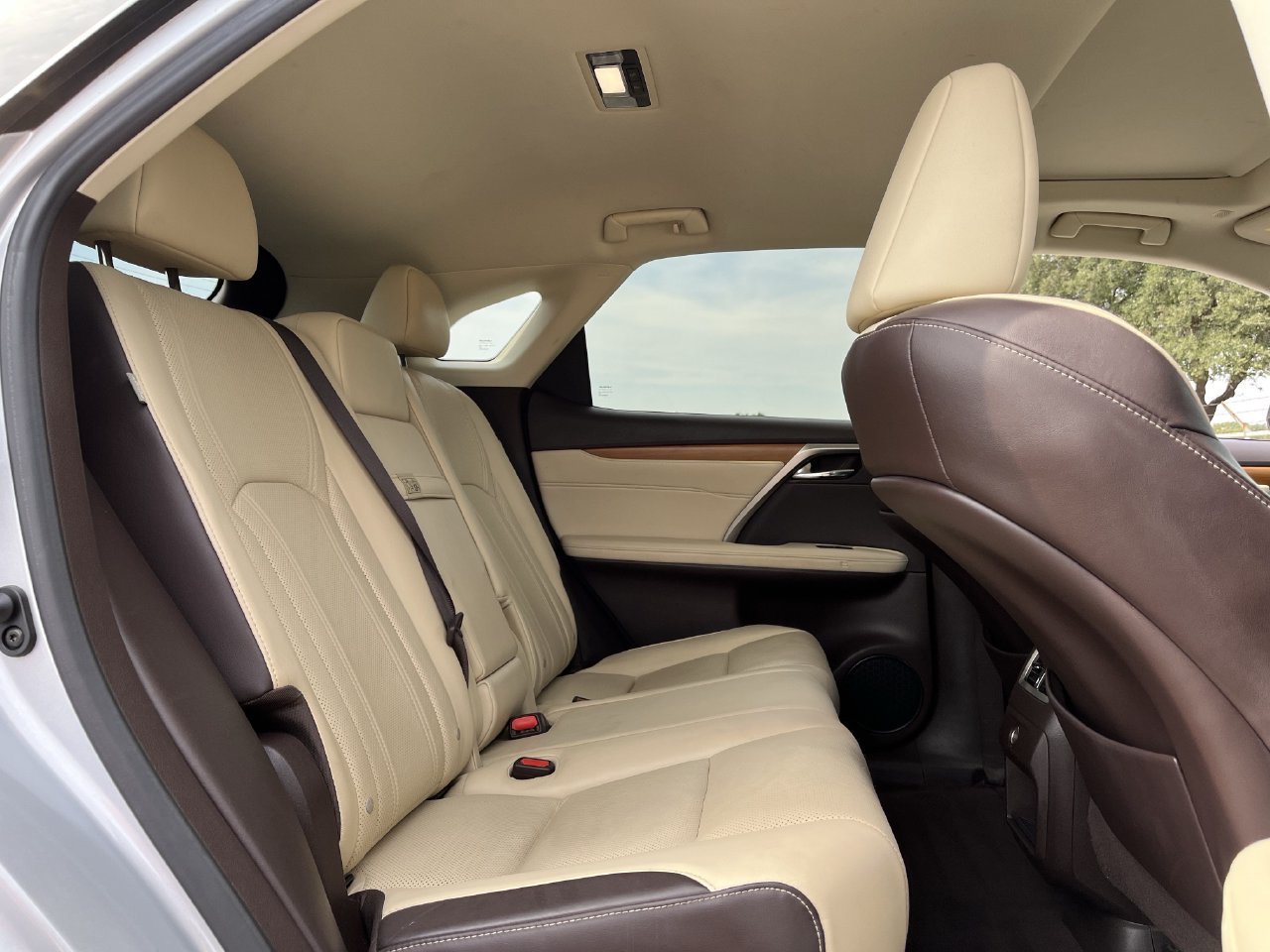 Used 2018 Lexus RX 350 FWD w/ Premium Package image 27
