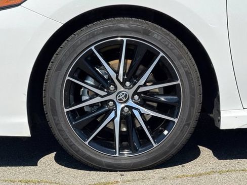 Used 2024 Toyota Camry SE FWD image 29