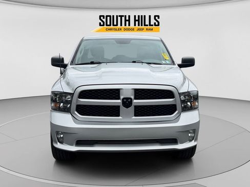 Certified 2019 RAM 1500 Express w/ Express Value Package AWD/4WD image 8
