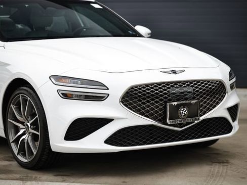 Certified 2025 Genesis G70 2.5T image 2