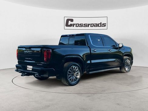 Used 2024 GMC Sierra 1500 Denali Ultimate AWD/4WD image 5