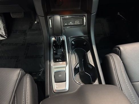 Certified 2025 Subaru Ascent Limited image 27