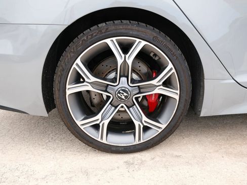 Used 2019 Kia Stinger GT1 image 17