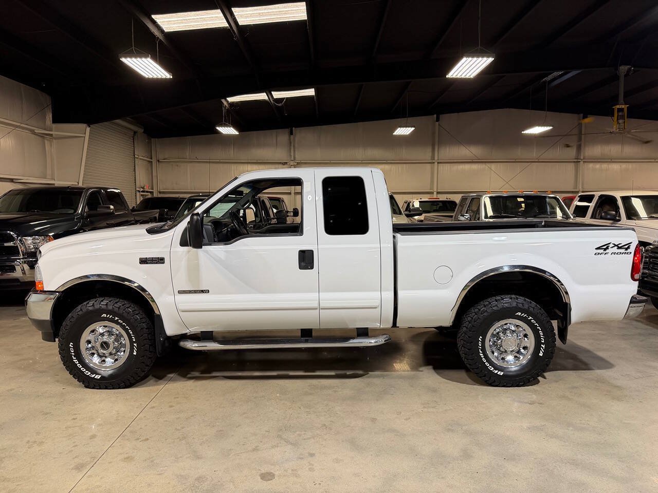 Used 2002 Ford F250 XLT AWD/4WD image 5