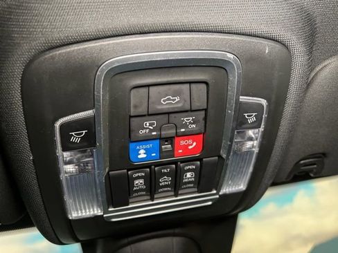 Used 2020 RAM 2500 Laramie w/ Night Edition image 54