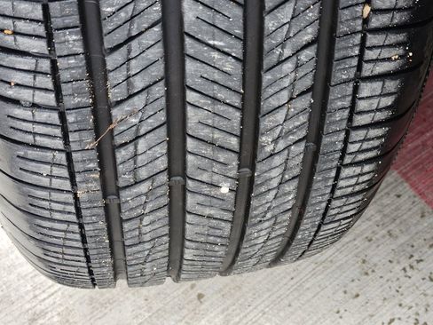 Certified 2025 Hyundai Santa Fe SEL image 10