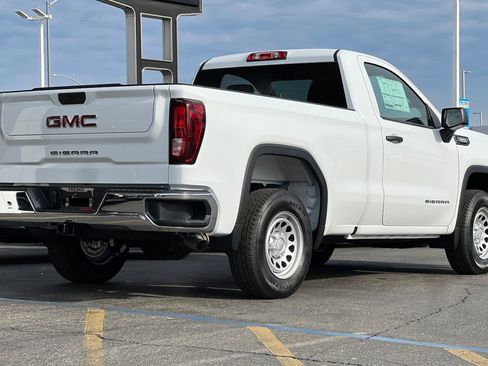 New 2026 GMC Sierra 1500 Pro w/ Pro Value Package image 5