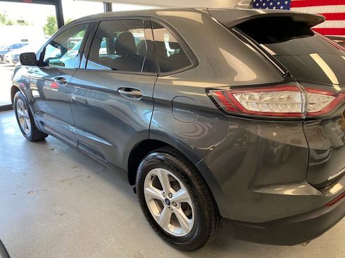 Used 2016 Ford Edge SE image 11