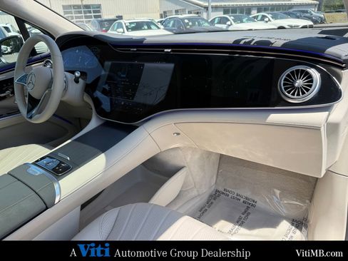 Certified 2023 Mercedes-Benz EQS 580 4MATIC SUV image 30
