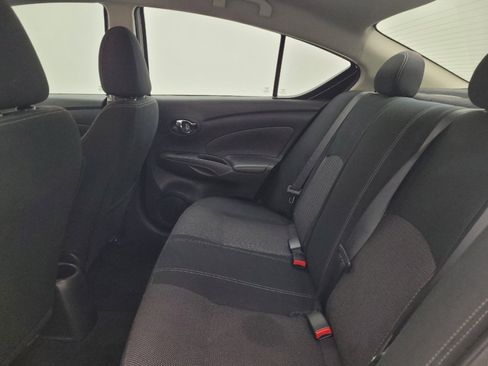 Used 2019 Nissan Versa SV FWD image 18