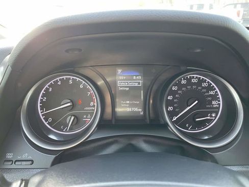 Used 2023 Toyota Camry SE image 22