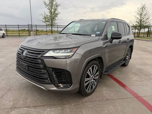 Used 2024 Lexus LX 600 4WD w/ Appearance Package image 1