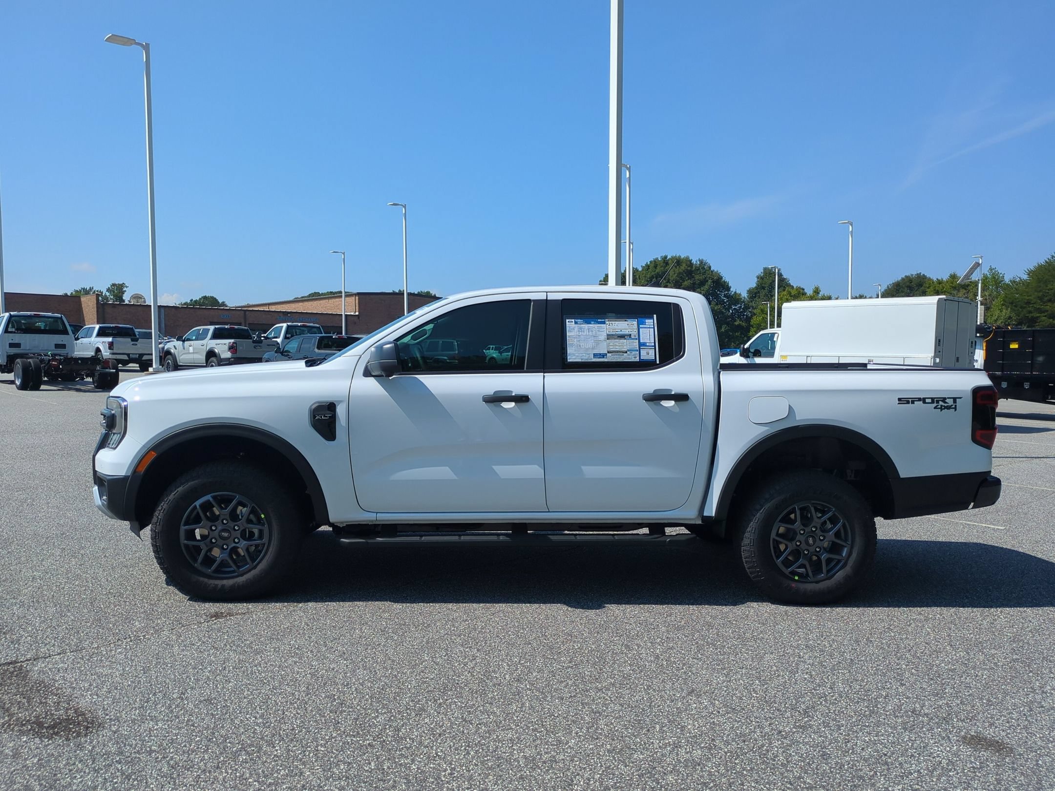 New 2026 Ford Ranger XLT w/ Equipment Group 301A High AWD/4WD image 7