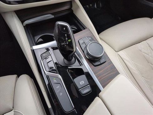 Used 2018 BMW 640i Gran Turismo xDrive w/ Luxury Seating Package AWD/4WD image 12