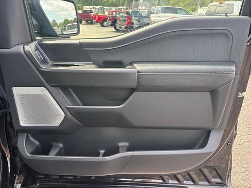 Used 2024 Ford F150 Lariat w/ Equipment Group 502A High AWD/4WD image 14