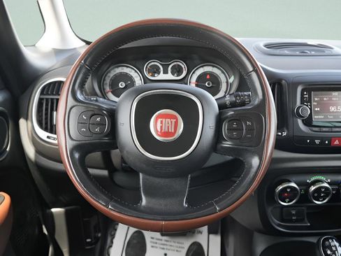Used 2015 FIAT 500L Trekking FWD image 15