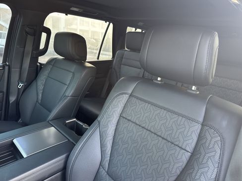 Used 2025 Toyota Sequoia Limited image 8