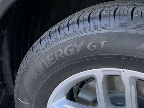 New 2026 Ford Explorer Active w/ Active Comfort Package image 13