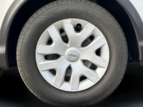 Used 2018 Nissan Rogue Sport S AWD/4WD image 29