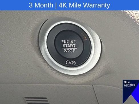 Used 2023 Chrysler Pacifica Touring-L FWD image 48