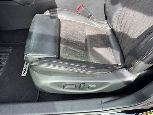 Used 2023 Nissan Maxima SR w/ Sport Mat Group image 15